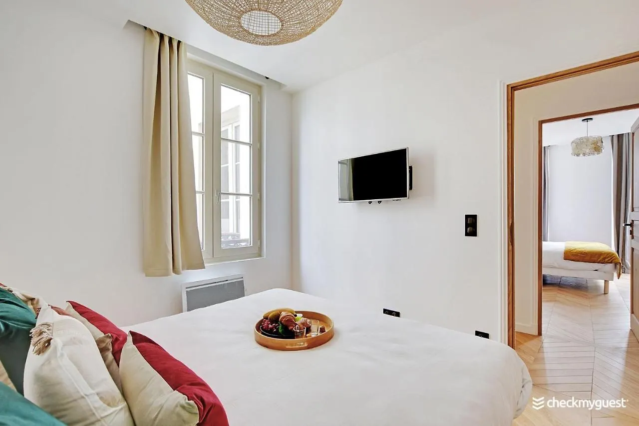 Cmg Residence Republique II - Rue Beranger Paris 0*,