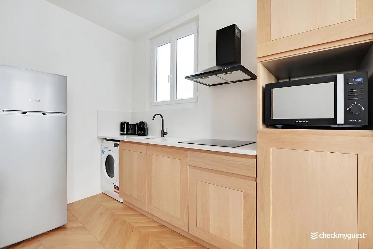Cmg Residence Republique II - Rue Beranger Paris 0*,  France